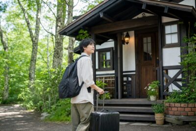 軽井沢のペンション住み込みバイトはきつい？仕事内容・寮・休日の確認ポイント